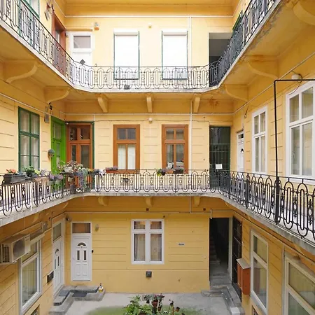 アパート V27 Vadasz ブダペスト